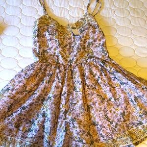 American Eagle super cute flowery romper